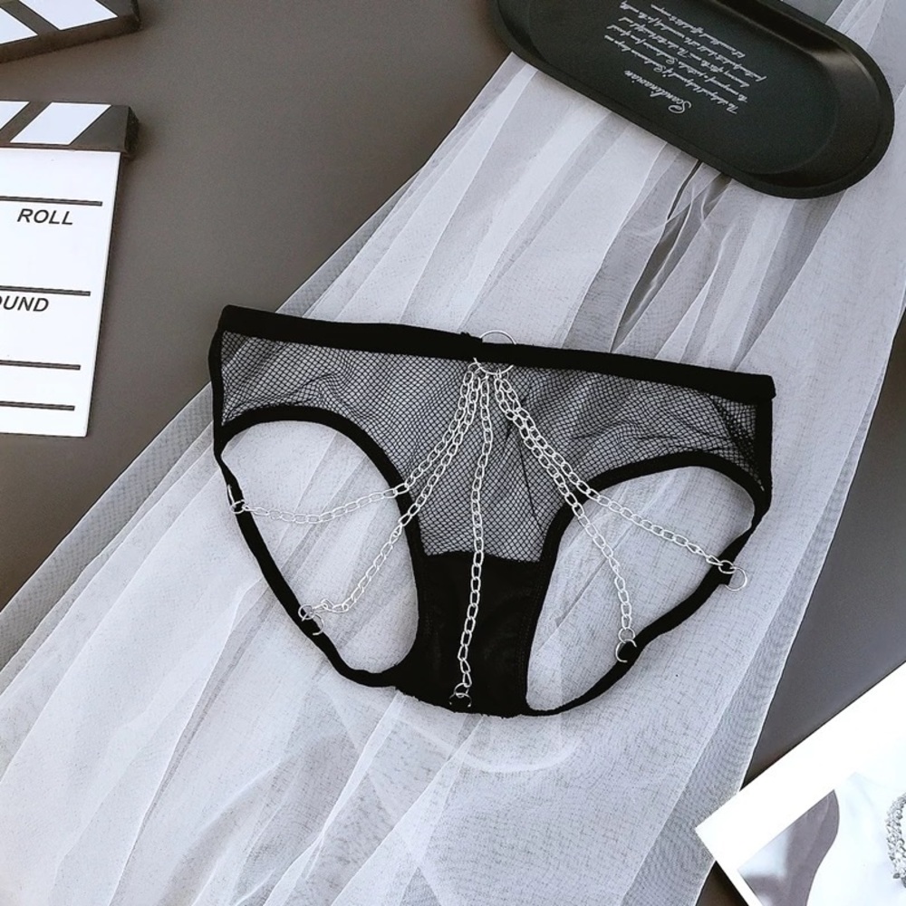 Women Lace Metal Chain G-String Pantie - Picture 7 of 8